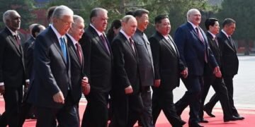 قدرتگه اېریشیش اوچون اوروش؛ کوچلی مملکتلر رقابتی دنیا ترتیب‌نی قنده‌ی بوزماقده؟