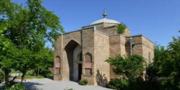 اولوغ عالِم وصوفی مخدوم اعظم؛ مخدوم اعظم اثرلرینی قوللًگن سۉنگی تصوف نظریه چیلری _ بیرینچی بۉلیم