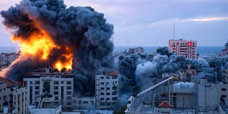 غزه‌ده اسراییل هجوملری؛ یقین‌ده اویوشتیریلگن هجوملرده ۹۰ دن آرتیق کیشی قربان بۉلدی