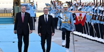 استارمرنینگ انقرهگه سفری؛ اردوغان انگلستان باش وزیرینی کوتیب آلدی