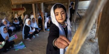 بیرلشکن ملتلر تشکیلاتی افغانستان تعلیمی تیزیمی کتته معمالر بیلن دوچ بۉلگنیدن خبر بېردی