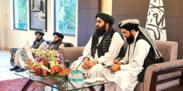 طالبان تشقی ایشلر وزیری هندوستان‌ده عیال ژورنالیست‎‌لر حضوریده خبری ییغین اۉتکزدی