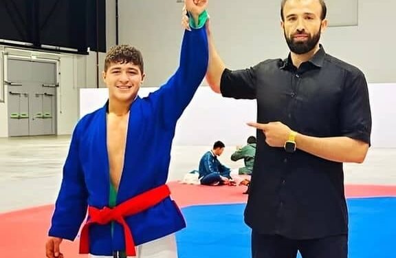 افغانستانلیک سپورتچی روحالله نظری آسیا یاشلر اۉیینده ایکّینچی مدالنی آلدی