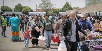 ایران جاری ییل بیر میلیون و تۉرت یوز اېلیک مینگ افغانستانلیک مهاجرلرنی چیقرگن
