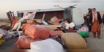 غزنیده ترافیکی حادثه؛ کمیده ۲۰ کیشی اۉلیب و یرهلنگن