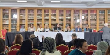 اسپانیانینگ مادریده شهریده افغانستان عیاللری خلق‌ محکمه‌سی مجلسی باشلندی