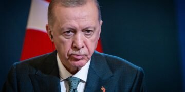اردوغان غزهده آتیش-کېسین نقض بۉلگنیدن خبر بېردی
