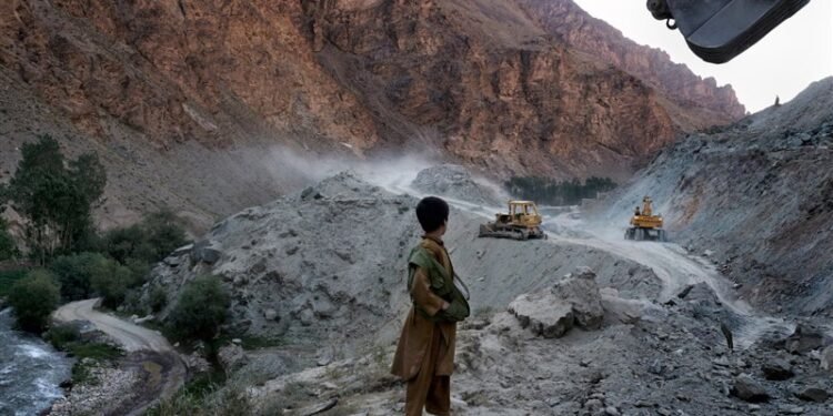 طالبان افغانستان کانلرینی ایشلب چیقریش میزانینی کۉپه‌یتیریشیدن خبر بېردی