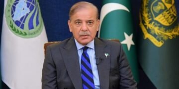 پاکستان باش وزیری بو مملکتده‌گی سونگی هجومده طالبان و هندوستان قۉلی بار دېب ادعا قیلدی