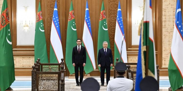 تورکمنستان جمهور باشلیغی رسمی تشریف بیلن تاشکینت‌گه ییتیب کېلدی