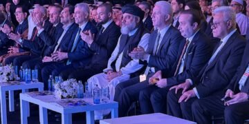 استانبول شهریده طالبان وکیللری حضوریده خلق‌ارا اقتصادی ییغین باشلندی