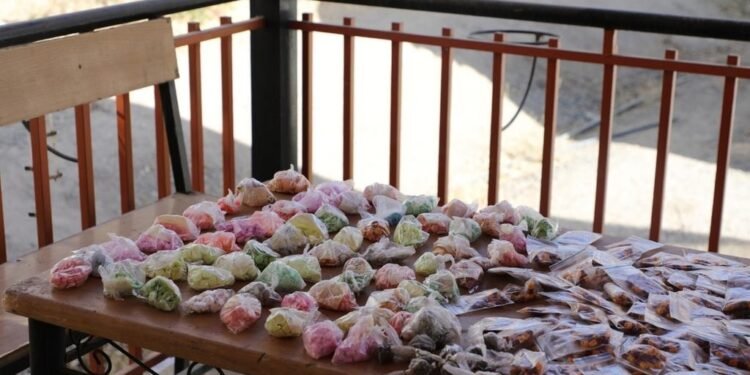 طالبان ایچکی ایشلر وزیرلیگی کابلده ۱۷ مینگ‌دن آرتیق تابلیت کا تاپیلگنینی اعلام قیلدی