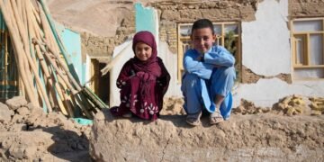 یونیسف افغانستان شمالی‌ده زلزله‌دن زیان کۉرگنلر کۉپراق یاردمگه محتاج دېب اعلام قیلدی