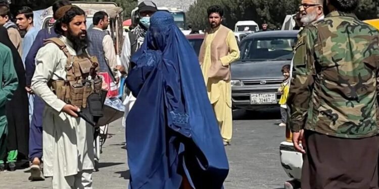 یوناما معلوماتی اساسیده افغانستانده زوره‌وانلیک خوفی بیلن دوچ عیاللر سانی ۴۰ فایز کۉپه‌یگن