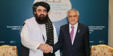 پاکستان و طالبان تارتیشوولری؛ اسحاقدار متقی آلتی مراتبه قونغیراق قیلگنینی ادعا قیلدی و طالبان رد اېتدی