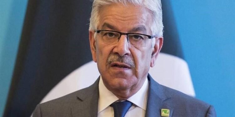 خواجه آصف: طالبان اوروشنی پاکستان ایچکریسیگه کوچیردی