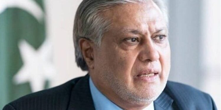 پاکستان تشقی ایشلر وزیری: افغانستانده تازهلش عملیاتینی باشلشگه تیار اېدیک