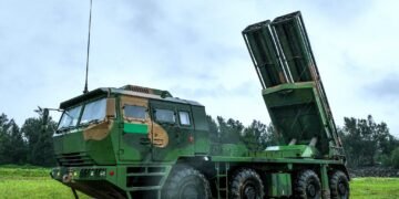 تایوان مدافعه وزیرلیگی بو مملکت اوچون بۉلگن امریکا ینگی حربی یاردمی‌دن خبر بېردی