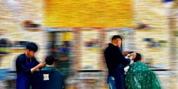 مشتریلرنینگ سقالینی قیریش۱۵ آی قماق جزاسی بیلن جزالنه‌دی