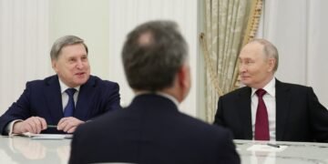 پوتین اوکراین اوروشی خصوصیده  دونالد ترامپ وکیلی بیلن اوچره‌شدی