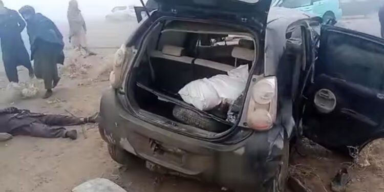 قندوزده ایککی کیشی ترافیکی حادثه نتیجه‌سیده جان بېردی