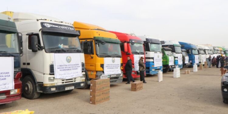اۉزبېکستان ۴۰۰ تُن‌دن عبارت آزیق-آوقت محصولاتلری و دارو افغانستانگه یاردم بېردی