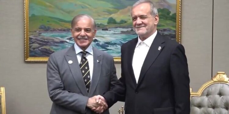 پاکستان باش وزیری طالبان ترورچیلیککه قرشی کورهشی اوچون ایراندن یاردم سۉرهدی