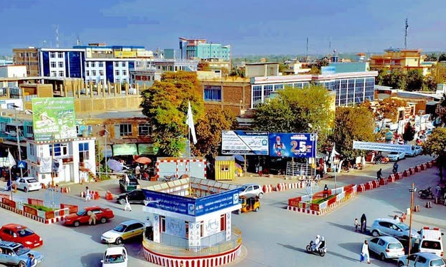 آزادلیک جبههسی قندوزده طالبان ایککی اعضاسینی اۉلدیرگنینی ادعا قیلدی