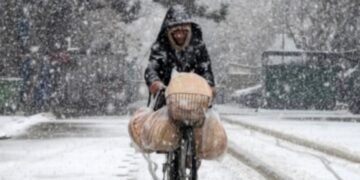 افغانستان شرقی‌ده کوچلی قار یاغیشی کوتیلماقده