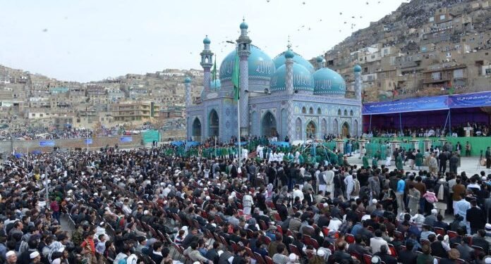 بیرلشگن ملتلر تشکیلاتی: 2060-ییلگچه افغانستان یشاوچیلری نینگ هر ایکّی نفردن بیری شهرلرده یشیدی