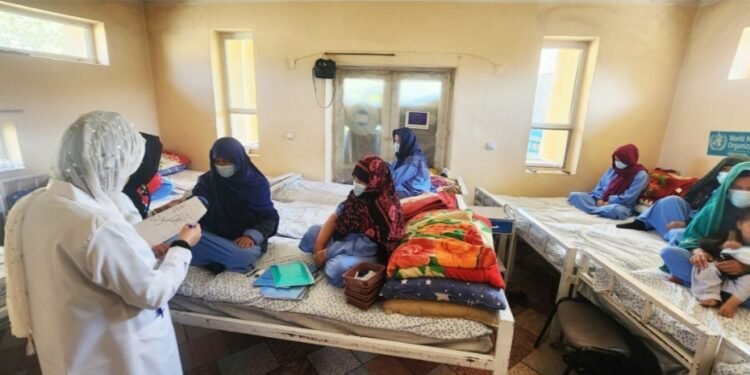 مخدره ماده‌لر: بیرلشگن ملت‌لر تشکیلاتی کابل و ننگرهارده‌گی ایریم عایله‌لرنی قۉللب-قووتلشماقده