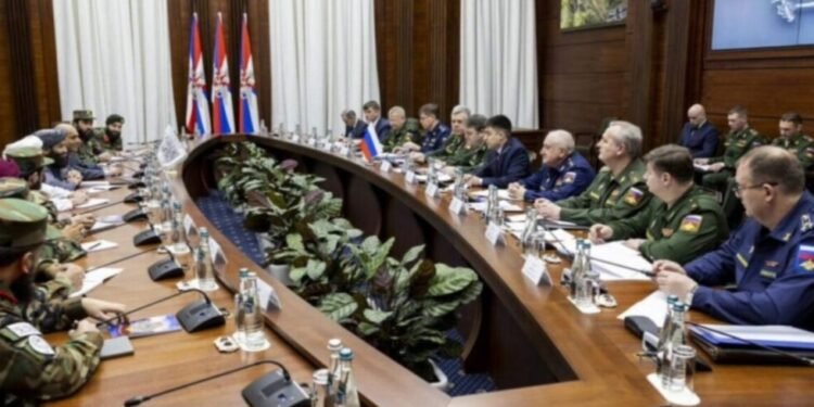 طالبلر روسیه بیلن «مدافعه‌ ساحه‌سیده‌گی همکارلیک» بۉییچه‌ مذاکره‌لر اۉتکزیلگنینی تصدیقله‌دی