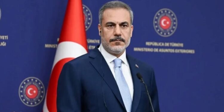 هاکان فیدان: نتانیاهونینگ سیاستلری سبب اسراییل دیپلوماتیک یکّه‌لنیشگه توشیب قالدی