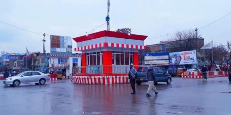 آزادلیک جبههسی قندوزده طالبان ایکّی جنگچیسینینگ اۉلدیرگنینی ادعا قیلدی