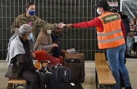 آلمان‌ده باش‌پناه‌ سۉره‌شگه بۉلگن طلب کمیدی؛ افغانستانلیکلر هنوز عریضه‌چیلر رۉیخطیده یېتکچی