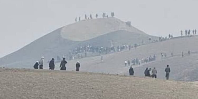 منبعلر: طالبلر استخباراتی تخارنینگ چاه‌اب اولسواللیگیده ناراضیلرنی حبسگه آلیشنی باشله‌دی