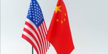 چین: امریکا باشقه‌ دولتلرنی اۉز منفعتلرینی ایلگری سوریش اوچون بهانه‌ قیلمسین