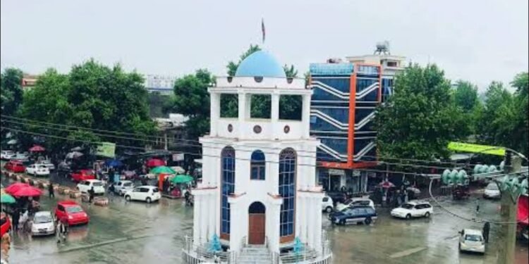 محلي منبعلر: تخار ولایتیده محلي اهالی بیلن طالبان آلتین قزیب آلووچیلری اۉرته‌سیده‌گی تۉقنشووده ۴ کیشی هلاک بۉلدی