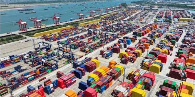 چیننینگ تجارتی مازادی ۲۰۲۵ ییلی چمهسی ۱.۲ تریلیون دالرگه ییتگن