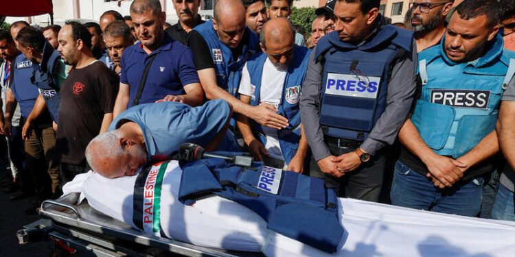 ژورنالیستلرنی حمایهلش کمیتهسی: اۉتگن ییلی ۱۲۹ ژورنالیست و یېتکیرمه خادملری اۉلدیریلگن