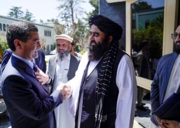 اۉزبېکستان تشقی ایشلر وزیری پاکستان و طالبان اوروشی حقیده متقی بیلن صحبتلشدی