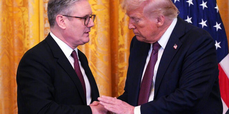 امریکا و بریتانیا دولت رهبرلری ایران بیلن بۉلگن هستهای مذاکرهلر حقیده صحبتلشگن