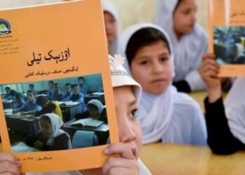 آنه تیل خلق‌ارا کونی؛ تیل قدریتی قنده‌ی قیلیب بیر خلق اوچون مستقللیک آلیب کېلدی