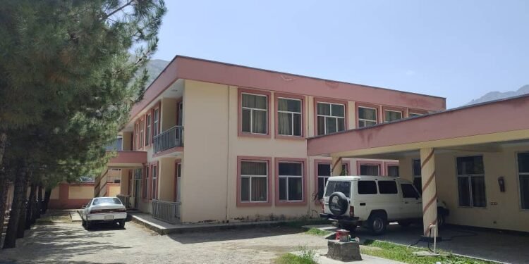 طالبلر پنجشیرده «گرین گرنت» قیمت‌بها تاش کانی تاپیلگنینی بیلدیردی