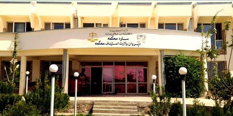 طالبان پروان‌ده اوچ عیال شامل ۸ کیشی‌نی دُره اوردی