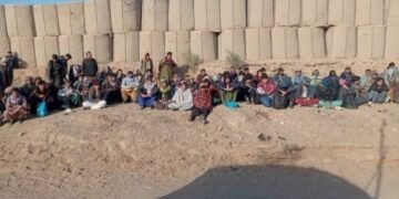 هرات چېگره‌سی آرقه‌لی ایران قاچیب کېته یاتگن بیر مینگ و ۷۵۰دن آرتیق کیشی اوشلنگن