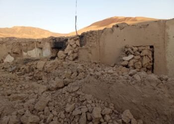 بوگون بدخشان‌ده یوز بېرگن زلزله‌ده بیر قنچه اوی‌ ضرر کۉرگن