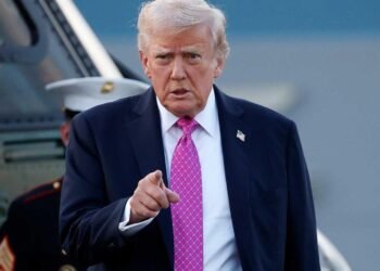 ایران و امریکا تارتیشوولری؛ ترامپ: اوچاقلرنی تاشووچی ینه بیر کېمه یوباریلیشی ممکن