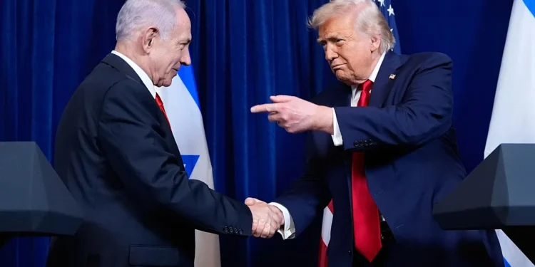 دونالد ترامپ: نتانیاهوگه اېندی ایراننینگ نفت و گاز انشاتلریگه هجوم قیلمسلیکنی ایتدیم