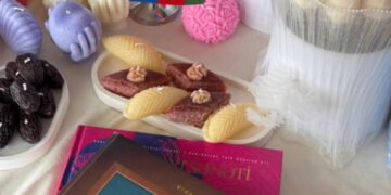 آذربایجان ملی آوقتلری گرجستان‌ده اۉتکزیلگن فستیوالده نمایش اېتیلدی